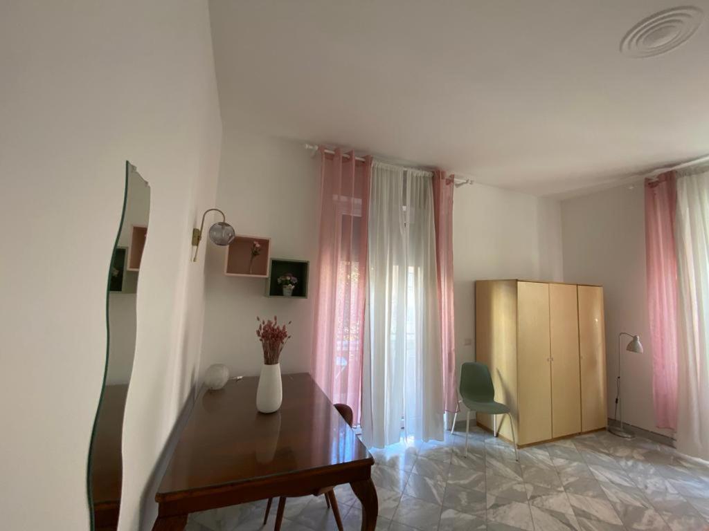 Superior Apt Next Colosseo A/C Wo Fi 3 Bedrooms Roma Dış mekan fotoğraf